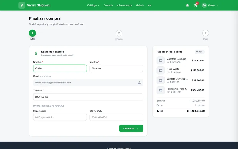 Checkout con resumen del pedido, total y datos para confirmar